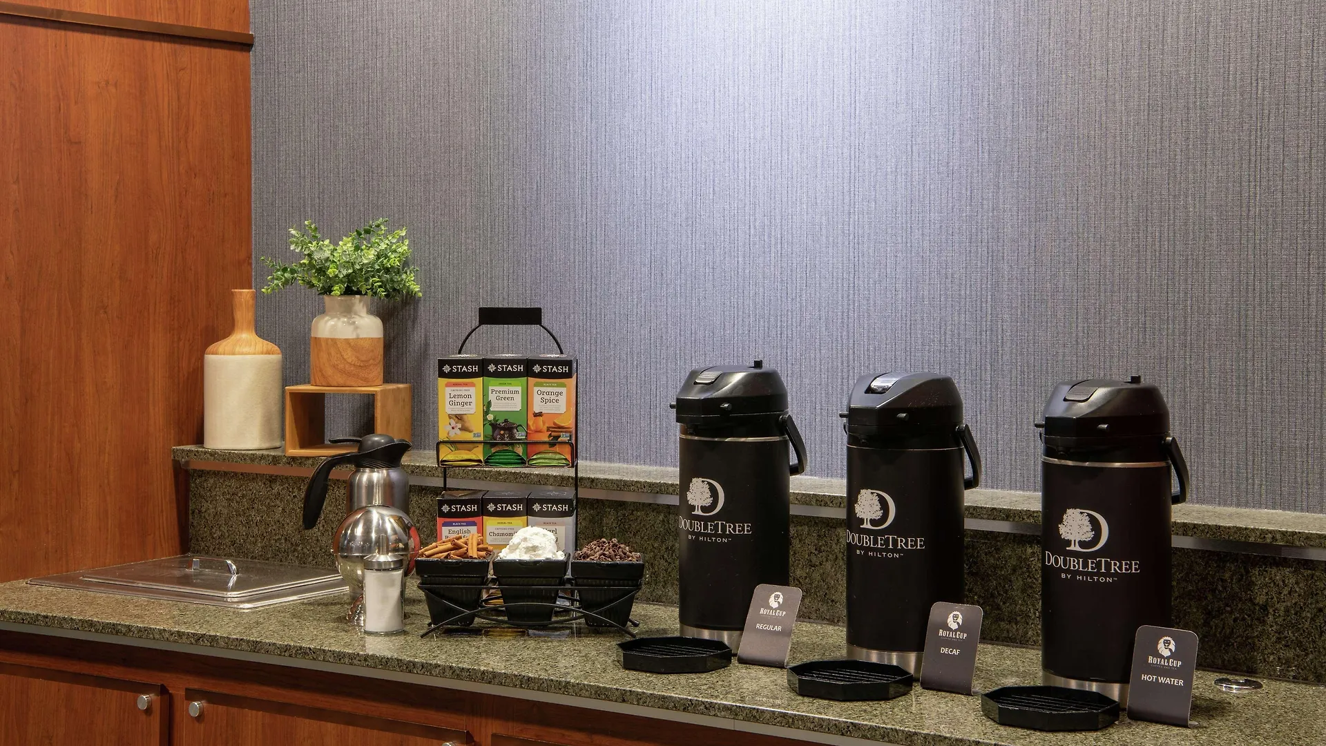 Doubletree By Hilton Portland Hotel