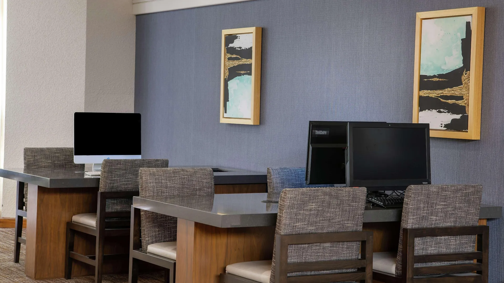 Doubletree By Hilton Portland Hotel