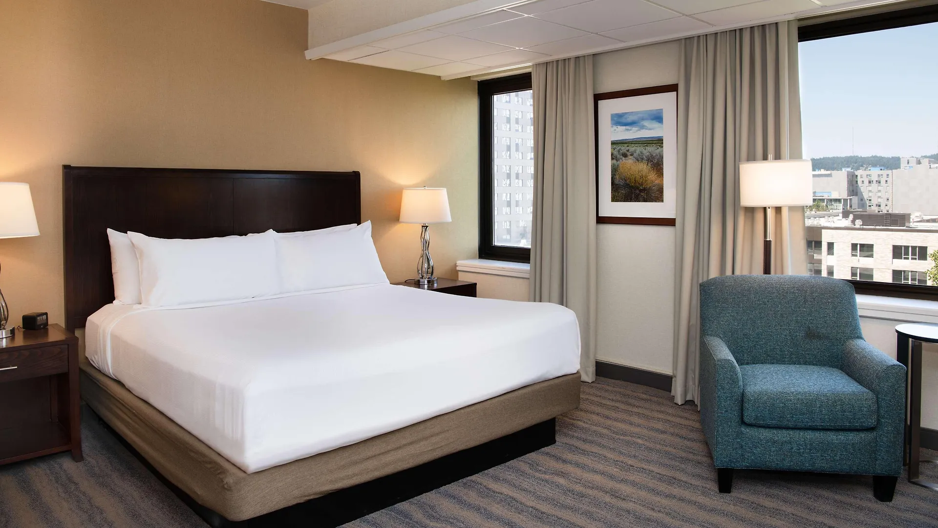 Doubletree By Hilton Portland Hotel
