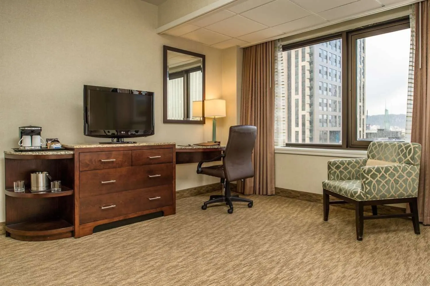 Doubletree By Hilton Portland Hotel