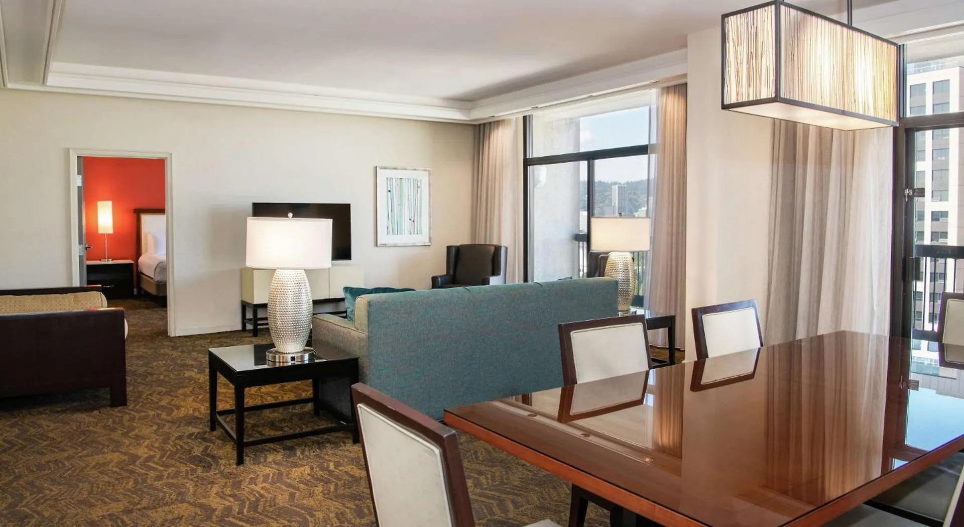 Doubletree By Hilton Portland Hotel