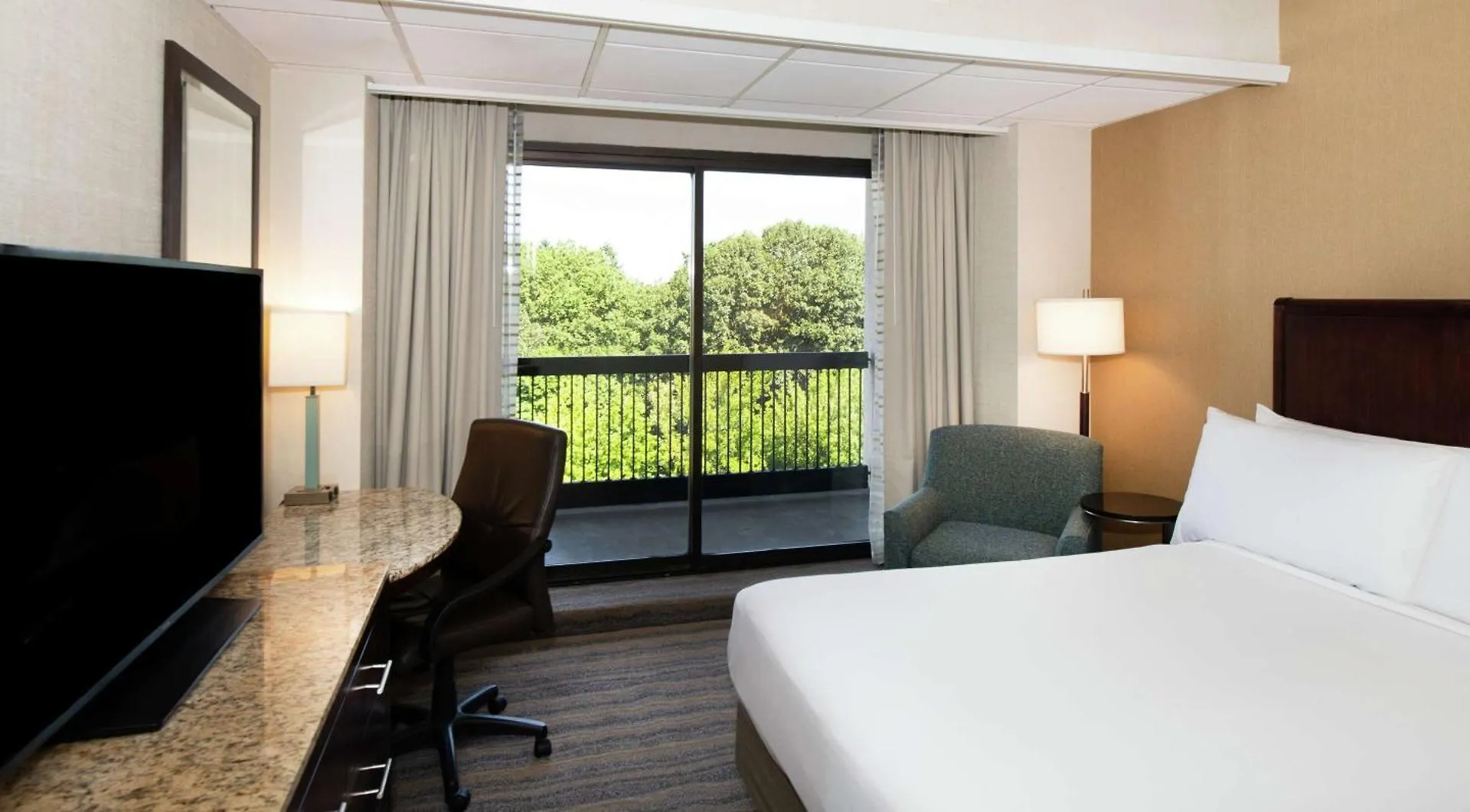 Doubletree By Hilton Portland Hotel