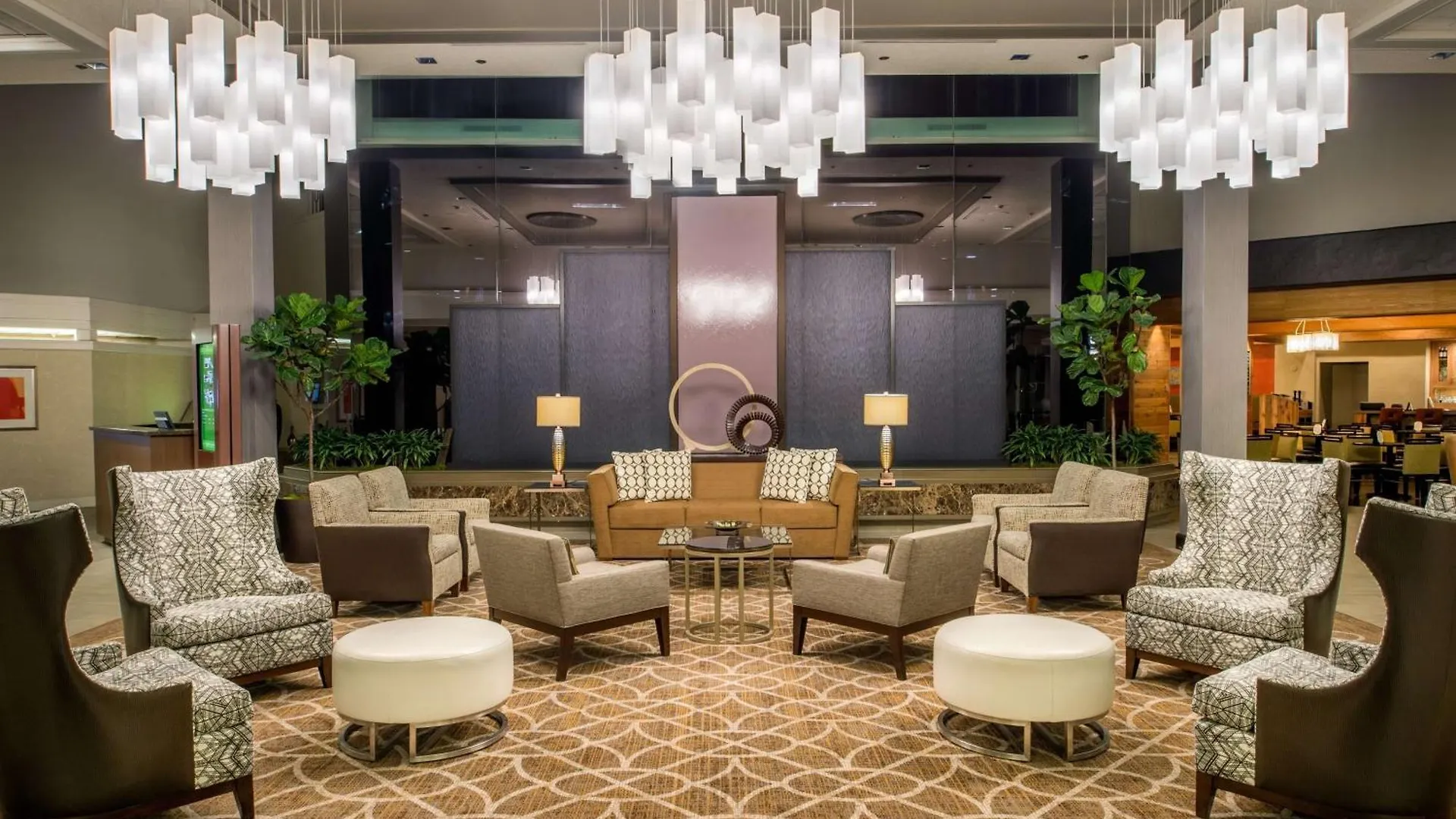 Doubletree By Hilton Portland Hotel